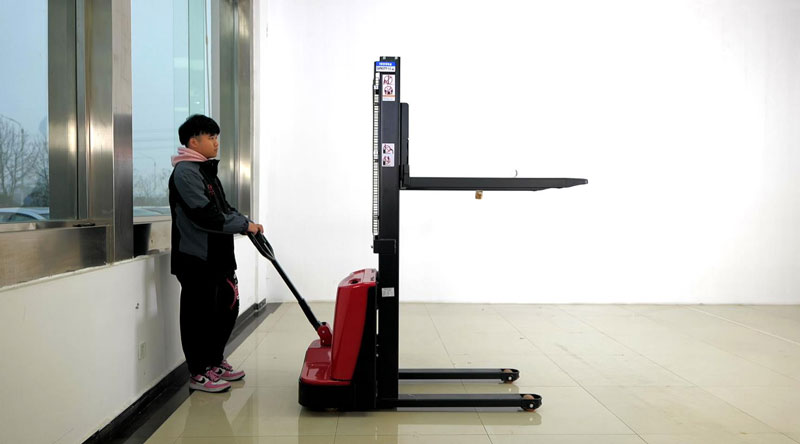 揚(yáng)子電動(dòng)叉車 揚(yáng)子電動(dòng)叉車